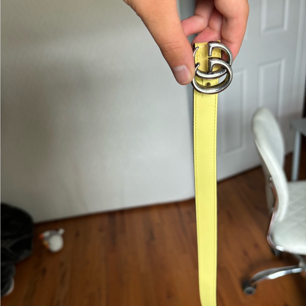 Yellow Gucci belt